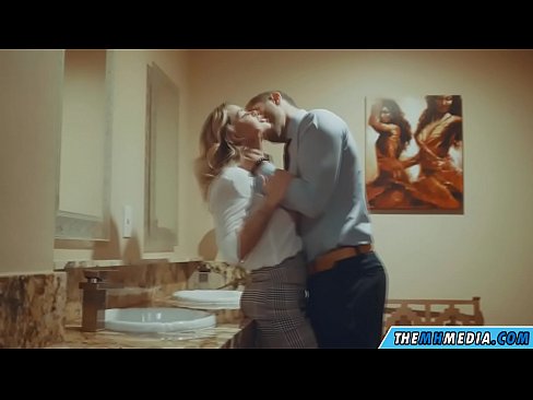 ❤️ Кога бујна русокоса ќе ве заведе во јавен тоалет ❤️ Ебате видео на порно mk.klassikaprint.ru ❤